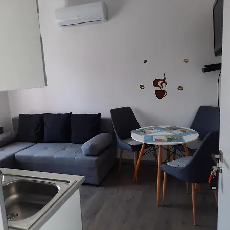 Alex Guest house 3*